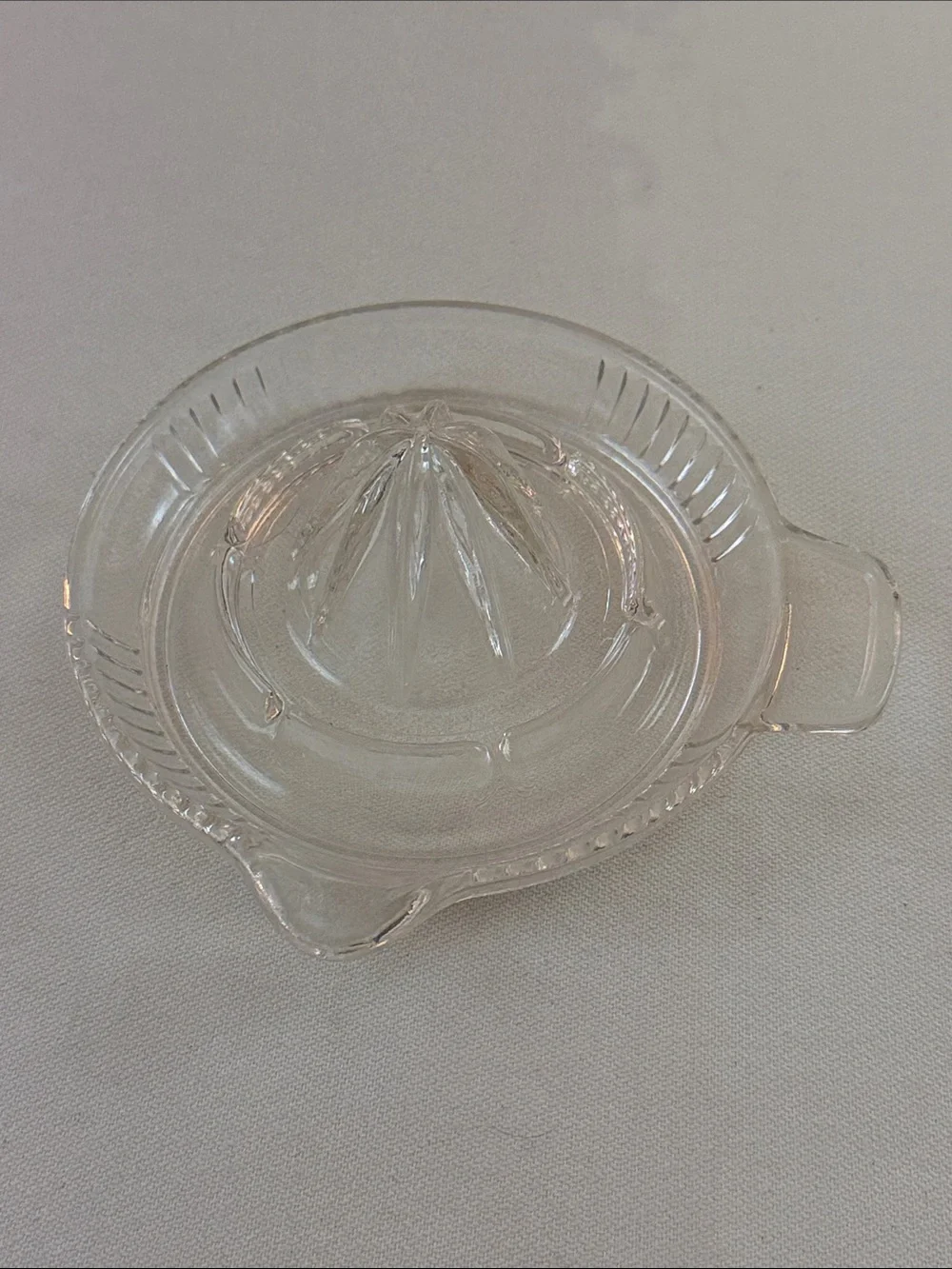 Clear Glass Citrus Juicer Reamer